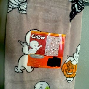 Viral Casper Halloween Soft Plush Throw Blanket